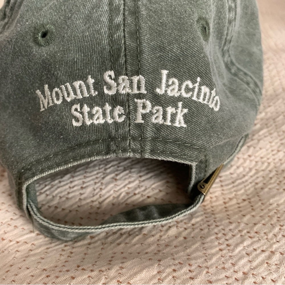 Quail Embroidered Baseball Hat NWOT - Picture 2 of 5